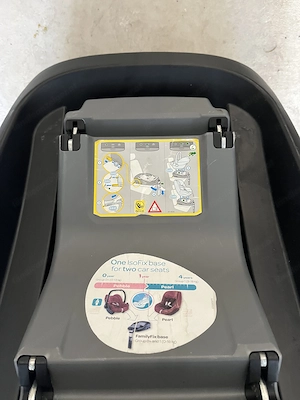 Maxi cosi Isofixstation Bild 3