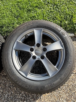 4  DEZENT Alufelgen 16 Zoll   Michelin Winterreifen   Mazda 3   TOP Zustand Bild 7
