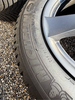 4  DEZENT Alufelgen 16 Zoll   Michelin Winterreifen   Mazda 3   TOP Zustand Bild 5