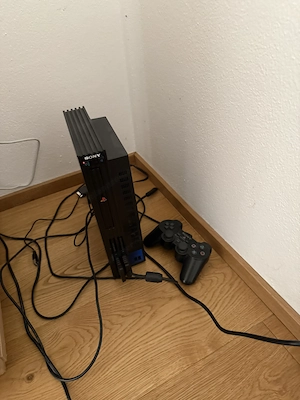Ps 2 mit Controller und spielen Bild 4