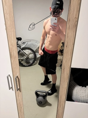 Bin jung 26 sportlich aus Salzburg 