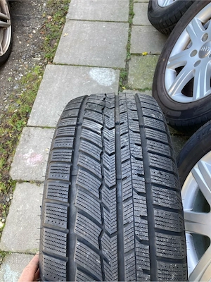 Audi Q7 ganzjahresreifen wie neue  Bild 4