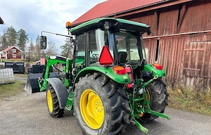 Traktor john deere 5075e Bild 9