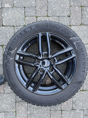 Winterreifen zu verkaufen Bild 2
