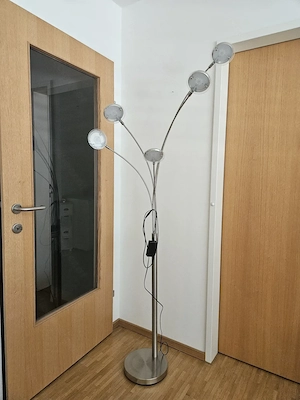Fünfflamige Stehlampe
