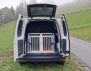 VW Caddy Kastenwagen mit Dachklappe Bild 9