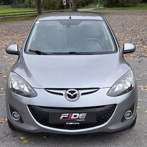 Mazda 2 - TÜV NEU - nur 88000 km Bild 5