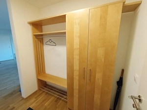 Garderobe vom Schreiner Bild 2