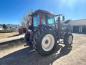 Traktor VALTRA A-83 Bild 5