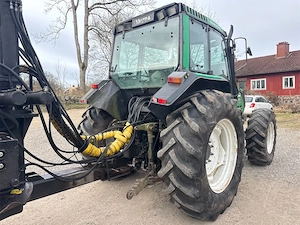 Traktor VALMET 6200 Moheda Anhänger Bild 8